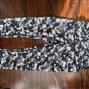 Lululemon Athletica Cropped Leggings - Black and White